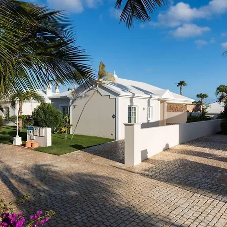 Villas Alondra Вілла *